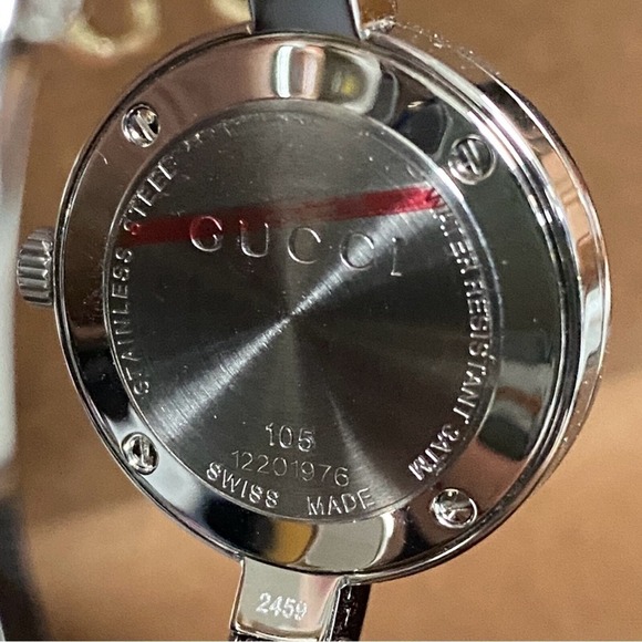Authentic Gucci 105 Women's Stainless Steel Swiss Made Small Silvertone - Picture 11 of 14
